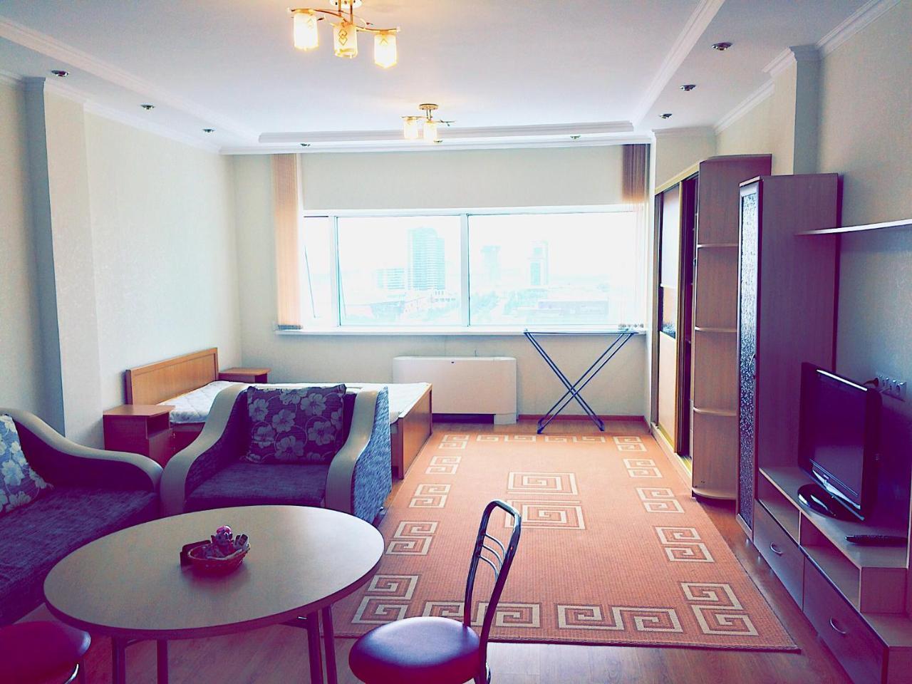 Amasing Apartment On Dostyk 5 Str アスターナ エクステリア 写真